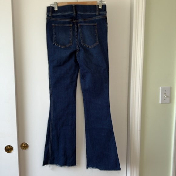 Spanx Flare High Rise Fray Hem Jeans M - Picture 4 of 7